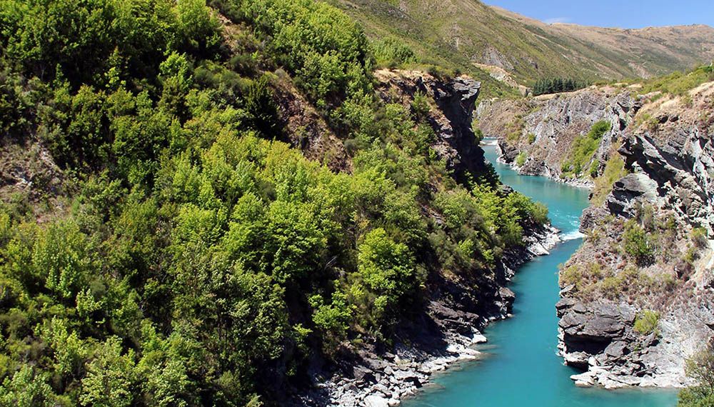 Lord of the Rings - Rivier in ruig landschap in Nieuw-Zeeland.