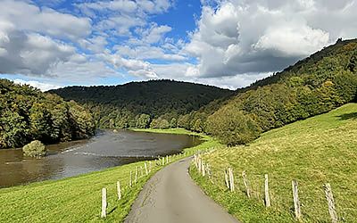 Heerlijke wandeling langs de Semois bij Bouillon